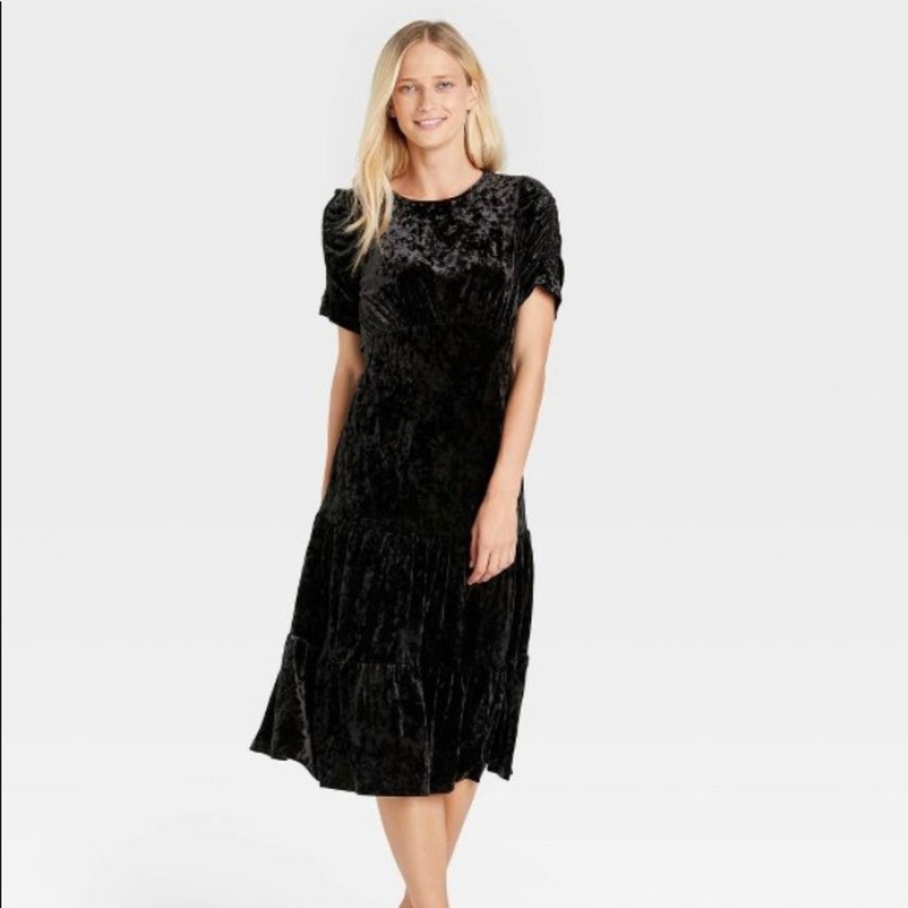 NWT Who What Wear Women's Puff Short Sleeve Velvety Dress Sz XL